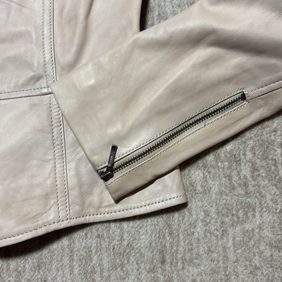 Small Genuine Leather Hinge jacket tan khaki zip front fitted Nordstrom - Picture 4 of 6